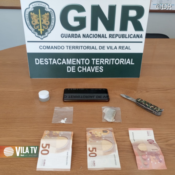 Homem detido em flagrante por posse de estupefacientes em Chaves
