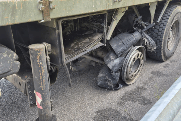 Pneu de camião rebenta na A4 e causa transtornos para condutores em Vila Real