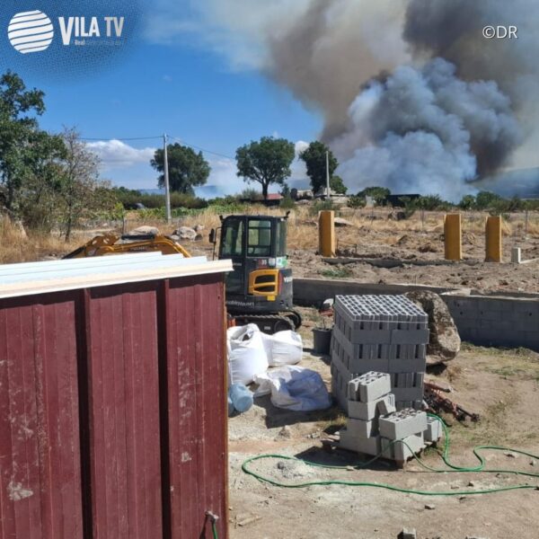 Incêndio atinge Santo Antonio de Monforte, em Chaves; oito meios aéreos estão em operação