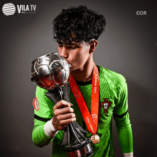 Jovem de Ribeira de Pena é promessa no mundo do futebol