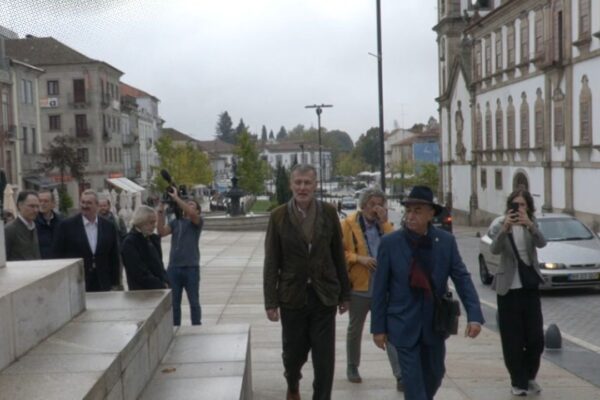 📽️Repórter Vila TV | Almirante Gouveia e Melo visita Vila Real, fala do Douro e desenvolvimento