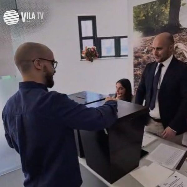 Autárquicas 2025 | Luis Ramalho, do Livre, exerce direito ao voto e fala sobre irregularidade em boletim