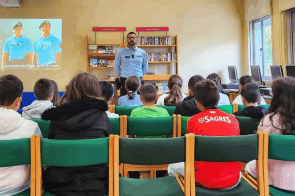 GNR promove ações de sensibilização sobre bullying e cyberbullying em Valpaços